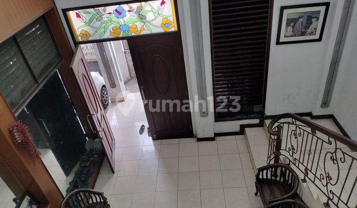 Rumah 3 Lantai Di Cengkareng Lokasi Strategis Harga Nego