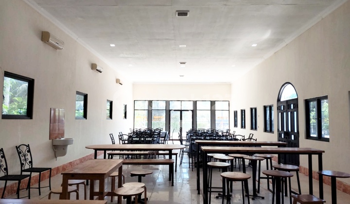 Hotel 35 Rooms Natural Hot Spring Facilities Wallet Nest Legality SHM Location Near Tourist Attractions Located in Carita Banten