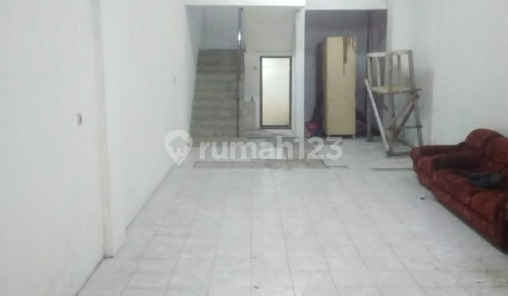 Ruko Murah 3 Lantai Cocok untuk Usaha, Toko, Kantor, Gudang Lokasi Strategis Terletak di Pinangsia Dekat Glodok Jakarta Barat