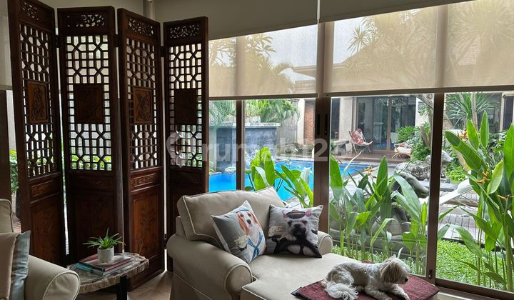 Rumah Cantik 2 Lantai Full Furnished Siap Huni Ada Swimming Pool Terletak di Sanur Bali