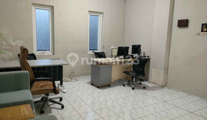 Ruko 3.5 Lantai Cocok Untuk Kantor Dan Usaha Lokasi Strategis Di Kompek Manyar Pantai Indah Kapuk Pik 1 Ruko 3.5 Lantai Cocok Untuk Kantor Dan Usaha Lokasi Strategis Di Kompek Manyar Pantai Indah Kapuk Pik 1