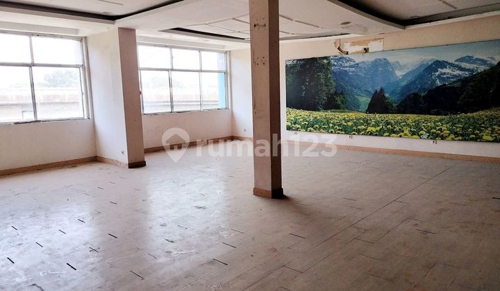 Ruko Gandeng 3 Cocok Untuk Billyard, Gym, Fitness, Kantor, Tempat Tinggal Lokasi Strategis Di Jalan Raya Latumenten Dekat Season City