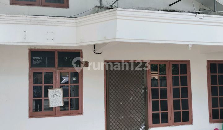 Rumah Murah Bebas Banjir Hadap Timur Terletak di Komplek Perumahan Green Garden Rumah Murah Bebas Banjir Hadap Timur Terletak di Komplek Perumahan Green Garden