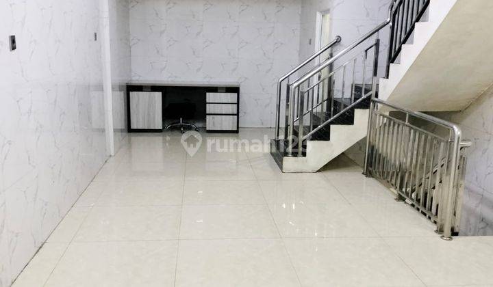 Ruko Rapi Ada Kantor Dan Tempat Tinggal Semi Furnished Ada Lift Barang Akses Container Lokasi Strategis Di Jalan Raya Bandengan 1