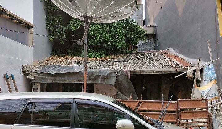 Rumah Tua Hitung Tanah Harga Murah Lokasi Strategis Dekat Mall Di Perumahan Pluit Rumah Tua Hitung Tanah Harga Murah Lokasi Strategis Dekat Mall Di Perumahan Pluit