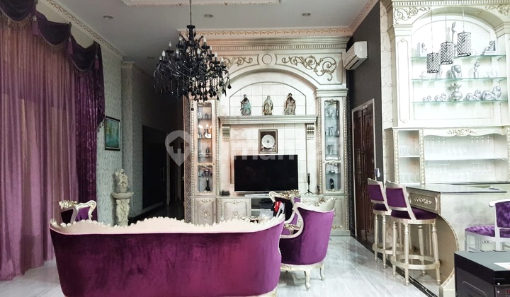 Apartemen Desigm Classic Mewah Full Furnished 3 Unit Jadi 1 Ada Private Lift St Moritz Puri Indah Jakarta Barat