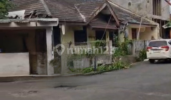 Rumah Tua Hitung Tanah Jual Murah Di Bawah Njop Sudah Shm Posisi Hook Terletak.di Perumahan Taman Semanan Cengkareng Kalideres Jakarta Barat