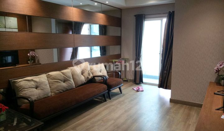 Fully Furnished Apartment with Sea View and Swimming Pool, Middle Floor Located in Greenbay Pluit