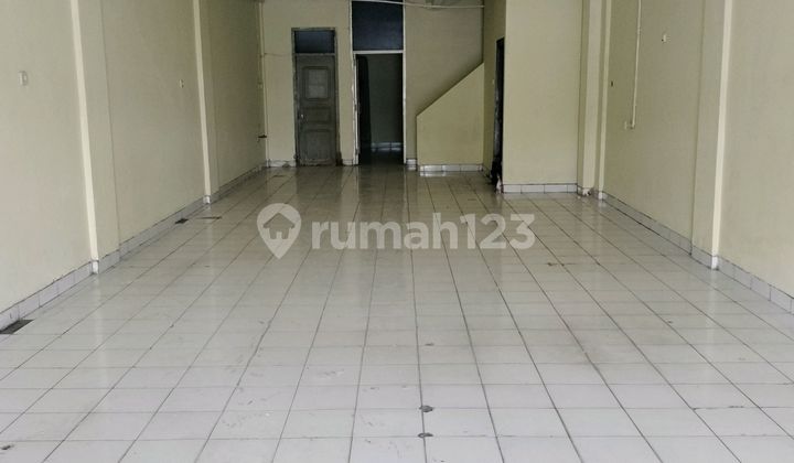 Cheap Ruko 5x28 Strategic Location by the Main Road Near Mall Needs Renovation Located in Pluit