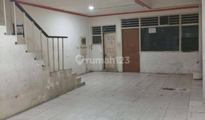 Ruko Gandeng Pluit 5x33 Lokasi Strategis Di Pinggir Jalan Raya  1