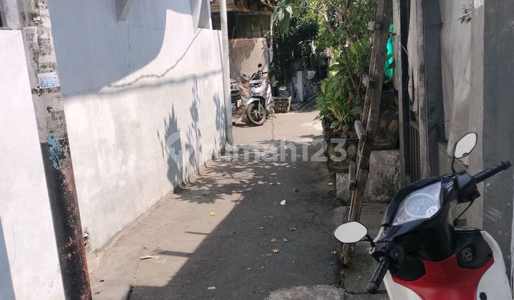 Rumah Murah 2.5 Lantai Lokasi Strategis Terletak di Perumahan yang Tenang di Jembatan Gambang Jembatan Dua 2