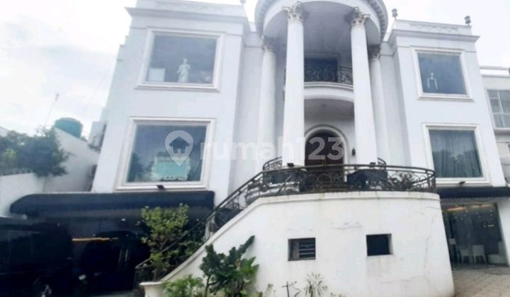 4-Storey Building Suitable for Showroom, Beauty Clinic Strategic Location in Pluit, North Jakarta