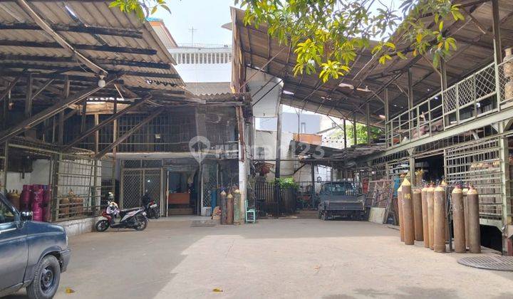 Tanah Murah Ada Bangunan Rumah, Toko, Kost Kosan 43 Kamar Yang Terisi Penuh Akses Container Lokasi Strategis Di Kapuk Raya 1