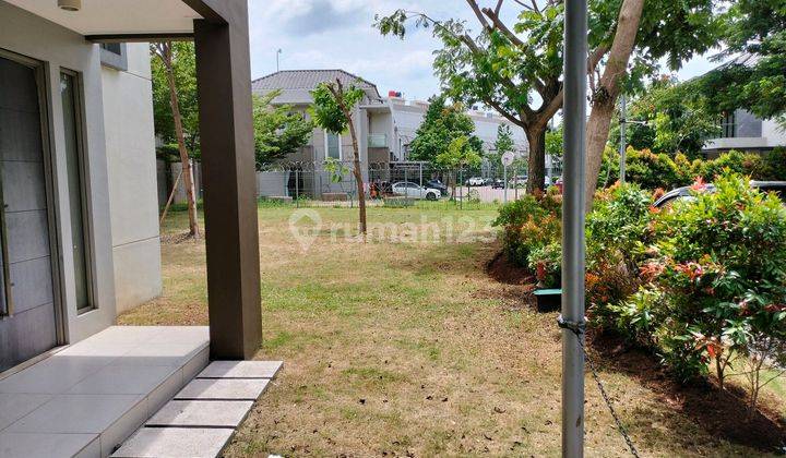 Rumah Brand New 8x15 Letak Di Hook Hadap Timur Ada Taman Samping Sangat Luas Terletak Di Perumahan Golf Island Cluster Piano 2