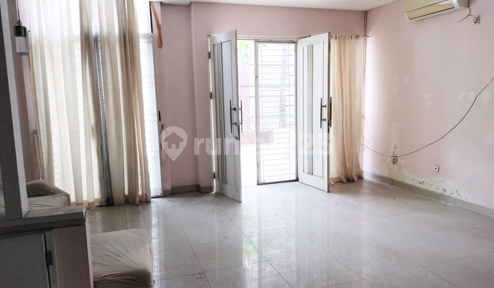 Beautiful 3-Story 6x13 House Located in Long Beach Housing, Pantai Indah Kapuk, PIK 1