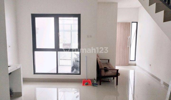 Rumah Murah 3 Lantai Brand New Hadap Timur Row Jalan 2 Mobil Di Jembatan Lima 1
