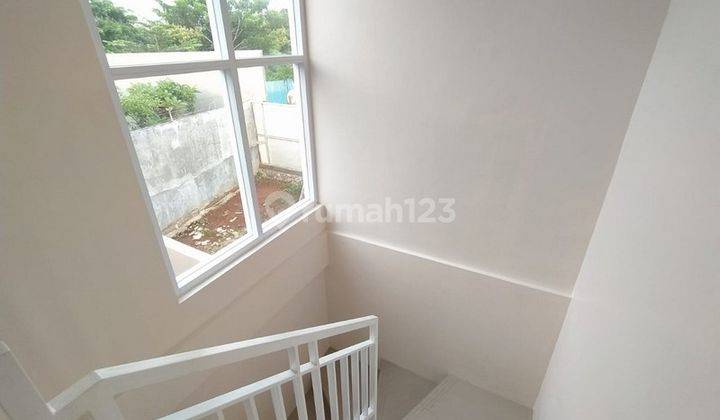 Rumah Modern 2 Lantai Dekat Pintu Tol Jatiwarna 8