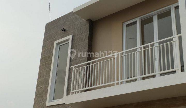Rumah Modern 2 Lantai Dekat Pintu Tol Jatiwarna 13