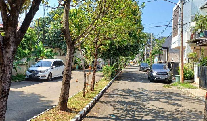 Rumah SHM Villa Melati Mas, Regency Melati Mas Tangerang Selatan 1