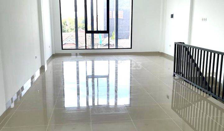 Ruko SHM 3 Lantai di Nusaloka Sekt. 12, Tangerang Selatan, Banten 1