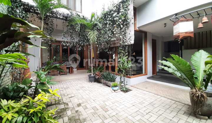 Rumah Hoek Luxury Elegance di The Green, Cluster Blossomville, Bsd, Tangerang