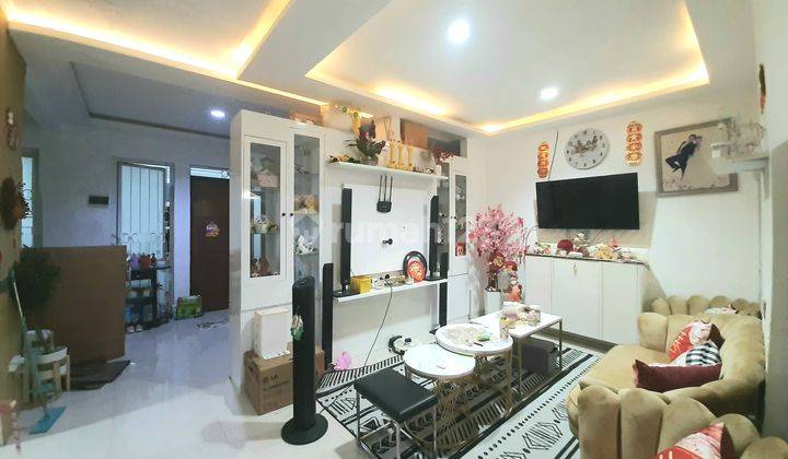 Rumah 3 Lantai Furnished SHM di The Icon, Cluster Verdant Ville, Bsd , Tangerang 2