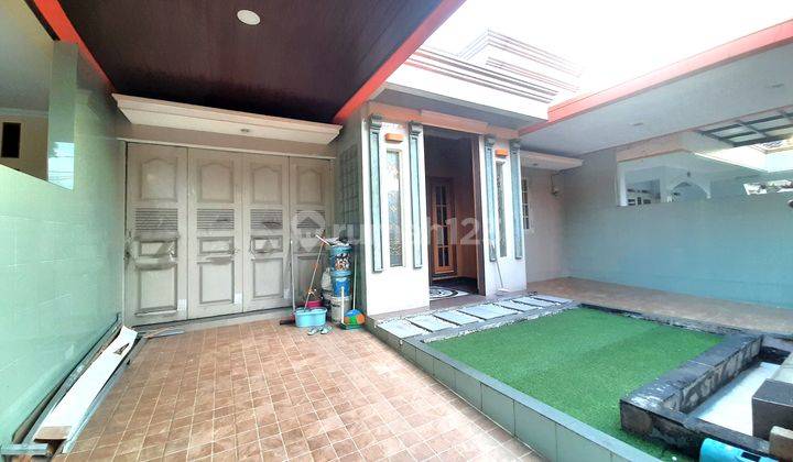 Rumah 2 Lantai Renovasi SHM di Villa Melati Mas, Serpong, Tangerang Selatan 1