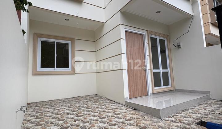 MINIMALIST READY-TO-OCCUPY NEW HOUSE IN SECTOR 7 A - SUMMARECON SERPONG - CERTIFICATE OF OWNERSHIP (SHM) 2