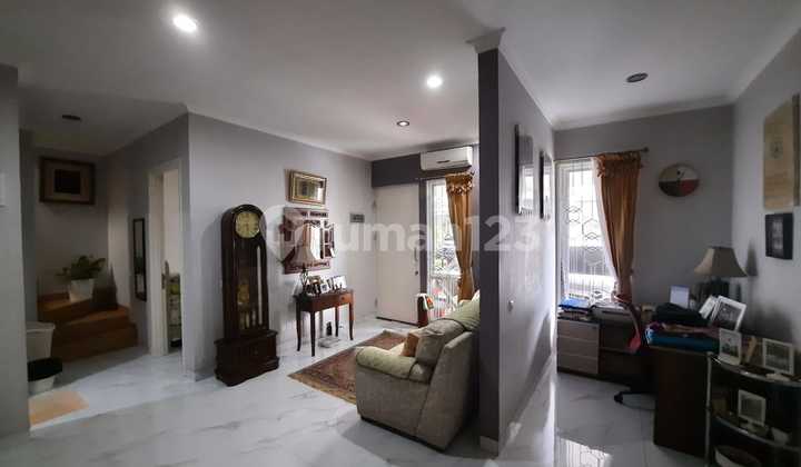 2-STORY HOUSE IN THE ICON - BSD - TANGERANG - CERTIFICATE & WELL-MAINTAINED 2