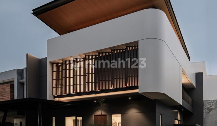 NEW CORNER HOUSE AT EMINENT - BSD - SPACIOUS LAND + PUBLIC FACILITIES - READY TO OCCUPY