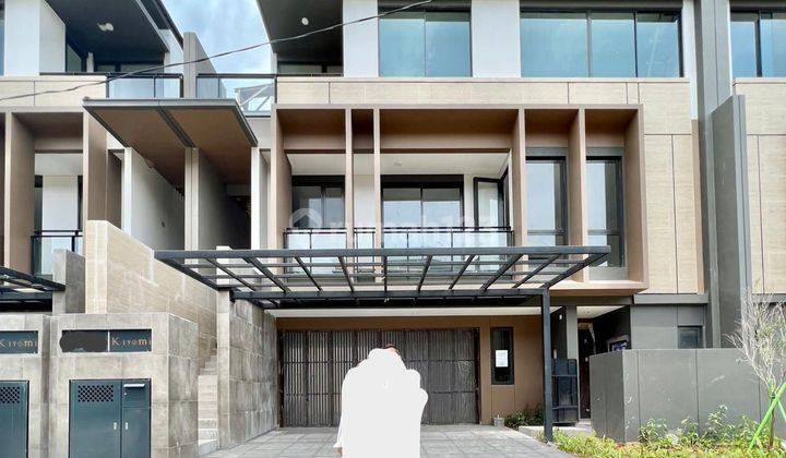 Rumah Mewah dgn Lift hdp Selatan 3lt di Kiyomi The Zora BSD City 1