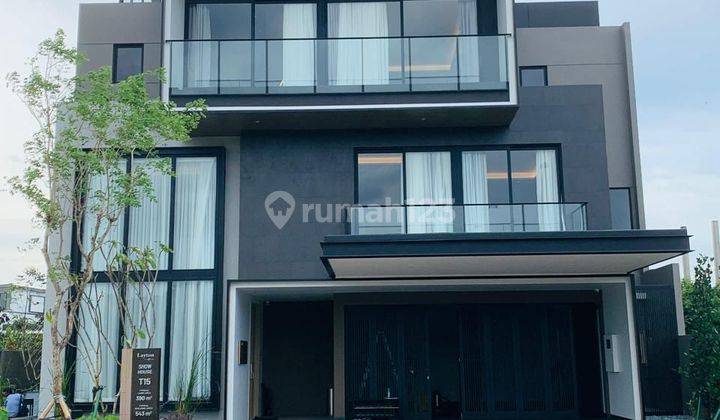 Rumah Furnish Private pool Lift & Rooftop Layton Navapark BSD 1