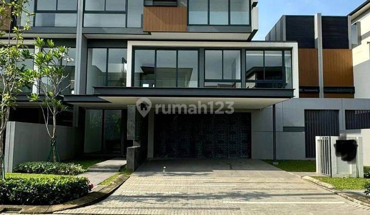 Rumah Mewah Limited Unit dgn Lift 3lt di Lyndon Navapark BSD 1