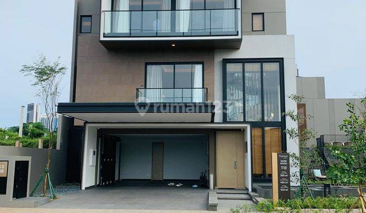 Rumah Mewah Premium Dgn Lift 3lantai Di Layton Navapark Bsd City 1