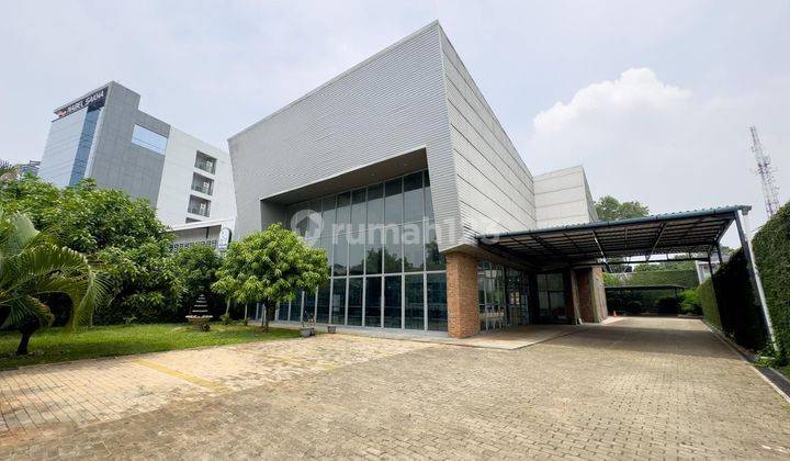 Gedung Kantor di Jalan Boulevard Summarecon Gading Serpong 1