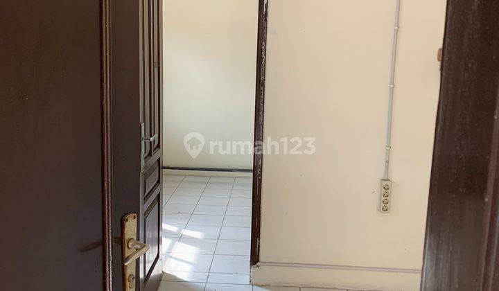 RUMAH MINIMALIS 2 LANTAI DI PURI ANJASMORO 2