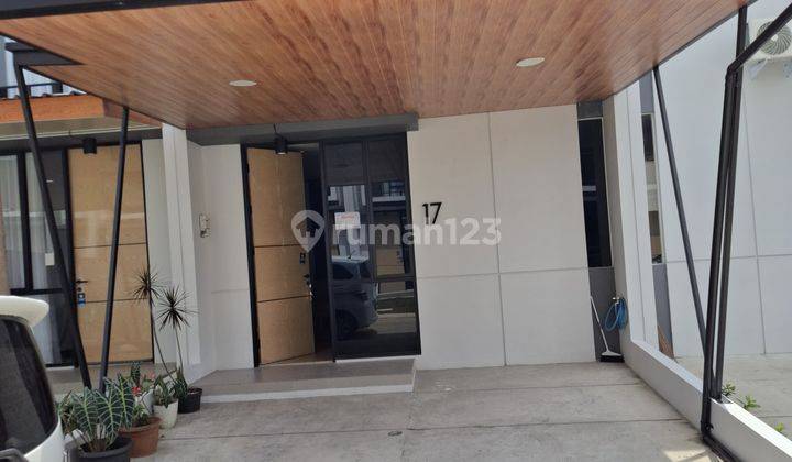 Rumah Kontrakan Bagus Furnished Cluster Cendana Lippo Cikarang 1