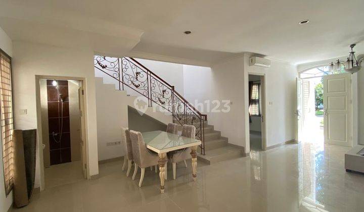 Rumah 2 lantai siap huni semi furnished di vassa terrace 1