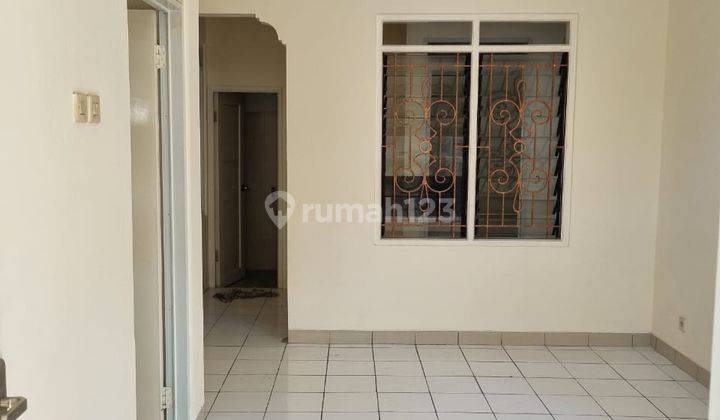 Rumah Sudah Renovasi Unfurnished Simprug Tambora Lippo Cikarang 2