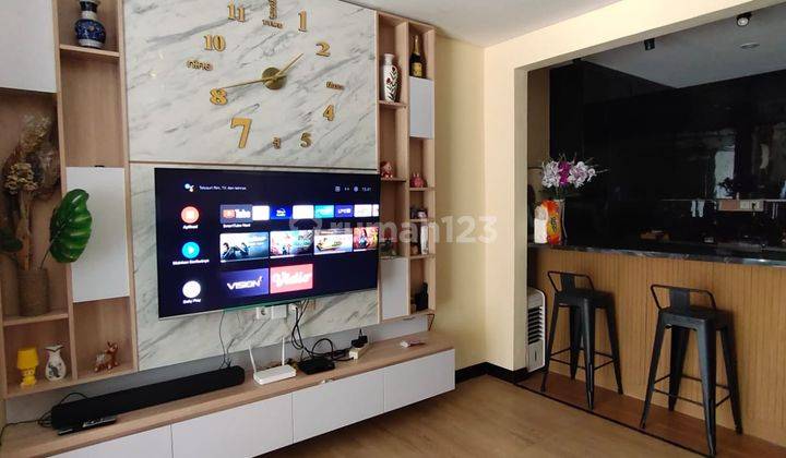 Rumah 2 Lantai Bagus Furnished Waterfront Estate Lippo Cikarang  1