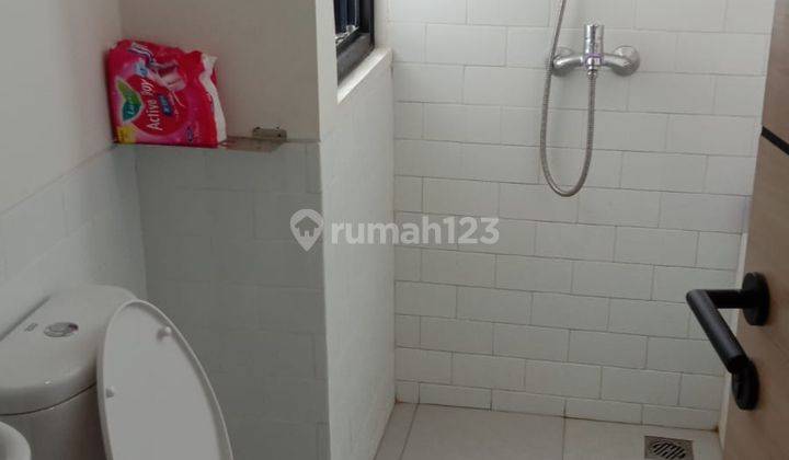 Rumah 2 Lantai Bagus Semi Furnished Uptwon Lippo Cikarang 2