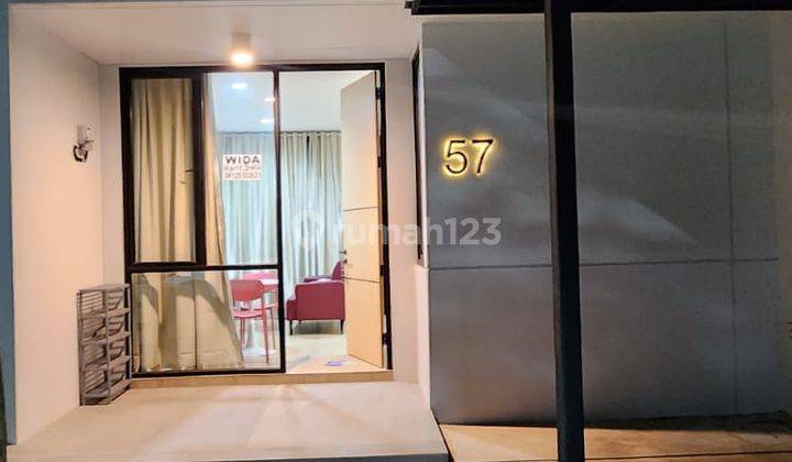 Rumah 2 Lantai Baru Furnished Uptwon Lippo Cikarang 1