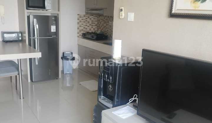 2BR Apartment Beautiful Furnished Trivium Terrace Lippo Cikarang 2BR Apartment Beautiful Furnished Trivium Terrace Lippo Cikarang