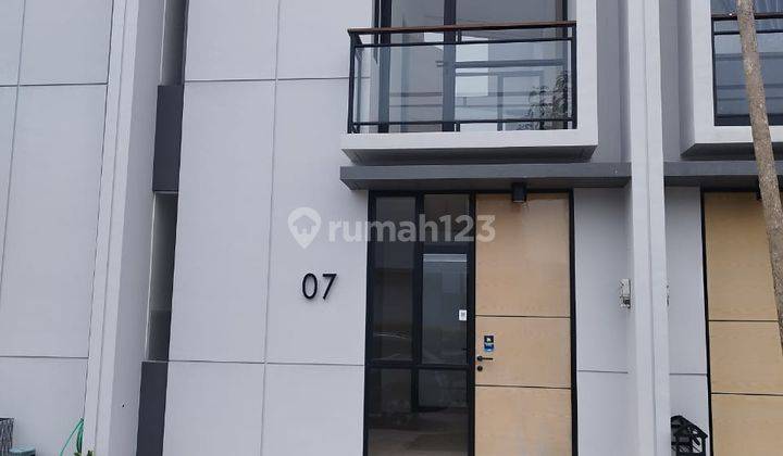 Rumah Kontrakan Bagus Unfurnished Cluster Cendana Lippo Cikarang 1