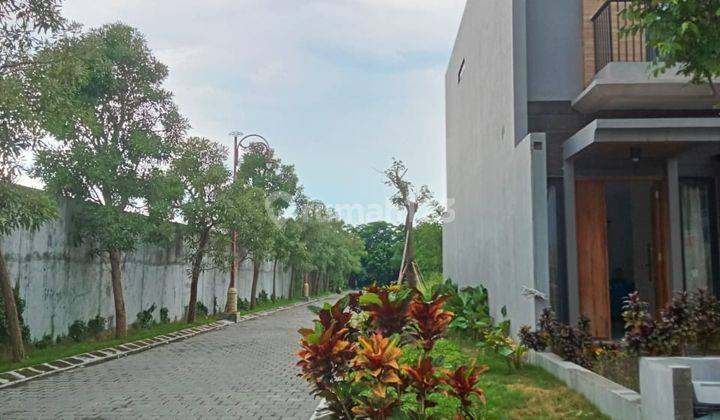 Rumah Cantik Dan Bagus Di Cluster Elite Colomadu, Solo 2