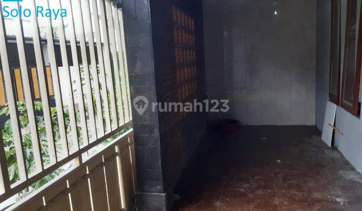Disewakan Rumah 1,5 Lantai Habis Renov Siap Huni di Lingkungan Perumahan di Palur, Jaten. 7