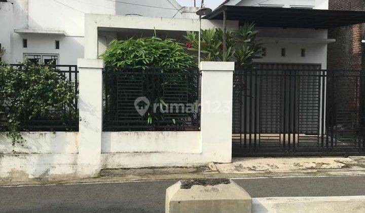Rumah Prospek Bangunan Baru Lokasi Palur, Karanganyar 1