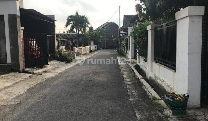Rumah Prospek Bangunan Baru Lokasi Palur, Karanganyar 2