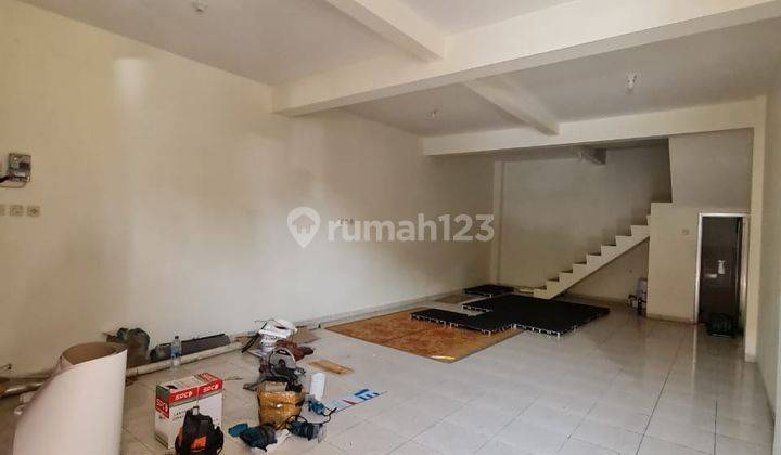 Ruang Usaha Baru Siap Pakai di Dekat Gentan Dan Solo Baru 9