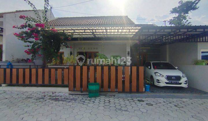 Dijual Turun Harga Rumah Cantik Siap Pakai Di Dekat Solo Baru 1